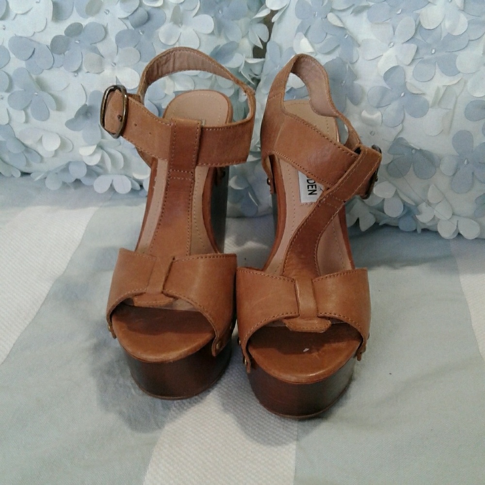 Steve Madden wedges
